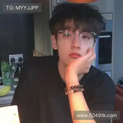 苗诗纯